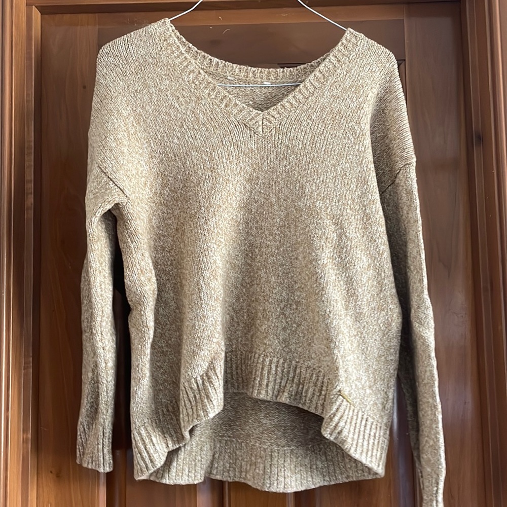 Michael Kors Tan V-Neck Sweater Size M